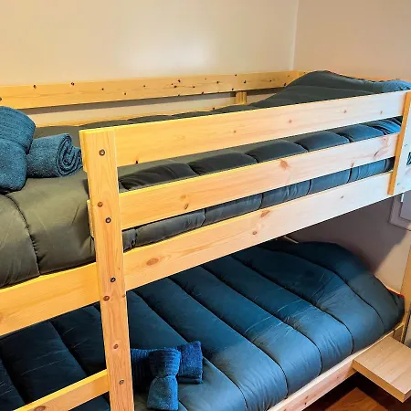 Apartamento Vivalidays Stephane - Fenals - *